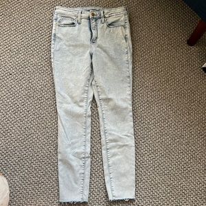 Universal threads light wash skinny jeans